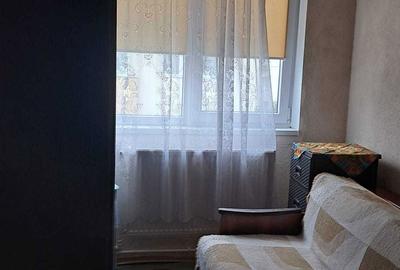 Apartament cu 3 camere semidecomandat în Central - 3