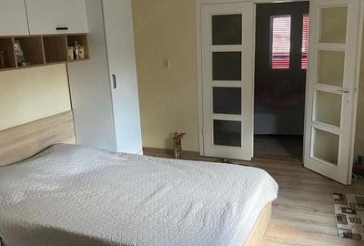 Casă cu Teren 1192 Mp în Central - 5