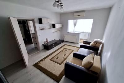 Apartament cu 2 camere decomandat, mobilat în Tractorul