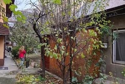 De Vanzare Casa Individuala cu 1 camere, Romana sector 1 - 9