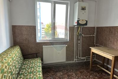 Apartament cu 4 camere decomandat în Central - 7