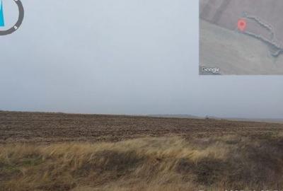Teren de 10000 mp, în Est