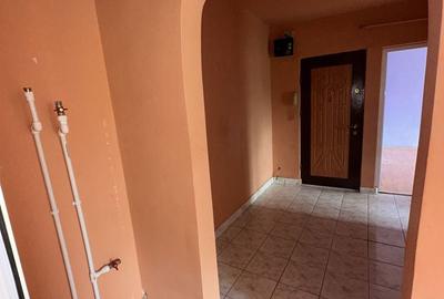 Apartament cu 2 camere decomandat în Tineretului - 1