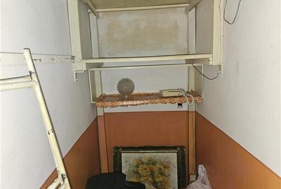 Apartament cu 2 camere decomandat în Micro IV - 23