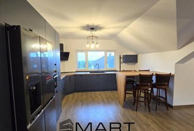 Apartament cu 4 camere semidecomandat, mobilat în Șura Mică - 1