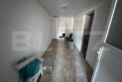 Spațiu comercial, de 45 mp, în Central - 3