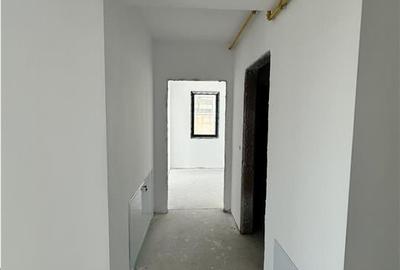 Ultimul Apartament cu 3 Camere  la etaj intermediar, Bloc Nou, Zona excelenta, F - 16