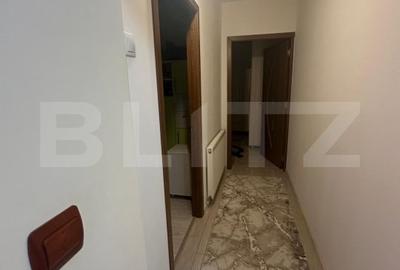 Apatament 3 camere renovat, zona 13 Decembrie - 9