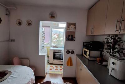 Apartament cu 2 camere decomandat în Central - 4