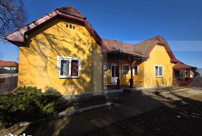 Casă cu 3 camere cu Teren 4669 Mp în Moacșa - 17