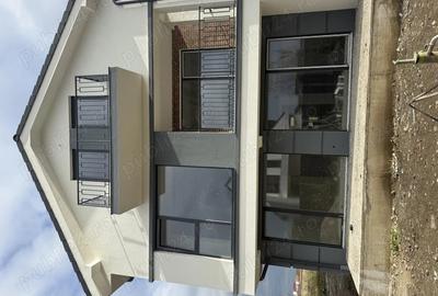 Vand apartament 4 cameret tip duplex - 2