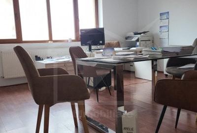 Inchiriere spatiu comercial 32 mp - 2