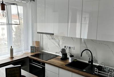 Apartament cu 2 camere decomandat, mobilat în Central - 3