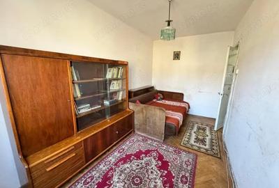 Apartament cu 3 camere semidecomandat în Central - 12