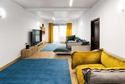 Apartament cu 3 camere semidecomandat, mobilat în Calea Victoriei