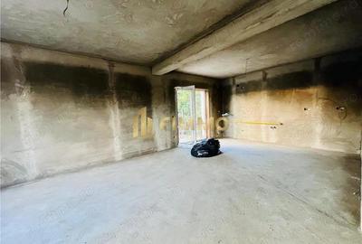 Casă cu Canalizare în Lisaura - 2