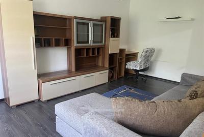 Apartament cu 2 camere decomandat în Metalurgie - 1