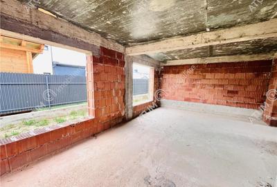 Casa cu 4 camere 2 bai si teren de 230 mp Selimbar - 2