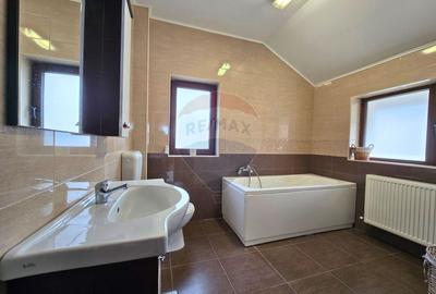 Casă cu 4 camere cu Teren 520 Mp în Berceni - 29