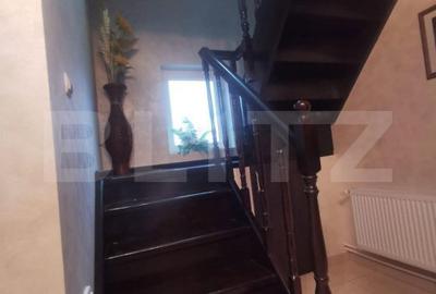 Casă cu 5 camere cu Teren 300 Mp în Rădăuți - 1