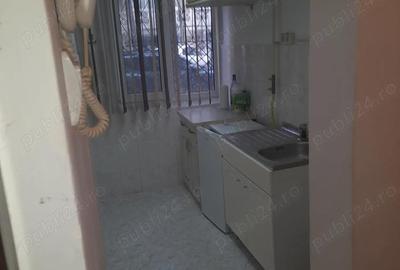 Apartament cu 2 camere nedecomandat în Central