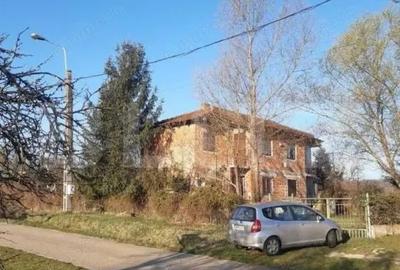Casă cu 2 camere cu Teren 400 Mp în Fârdea - 5