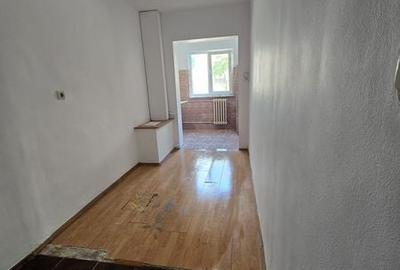 Garsonieră în Sânmartin - 2