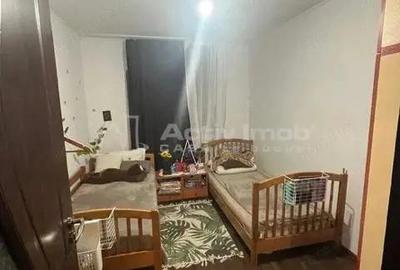 APARTAMENT 3 CAMERE DECOMANDAT INEL 2 - 1