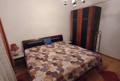 Proprietar ofer spre închiriere ap. 3 camere - 3