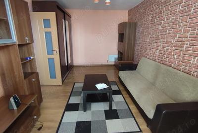 Apartament cu 2 camere decomandat în Sebastian - 3