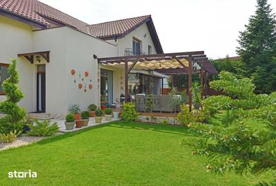 Casă cu 5 camere cu Teren 696 Mp în Central - 10