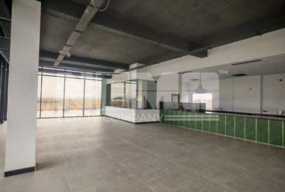 Spațiu comercial, de 595 mp, în Central - 1