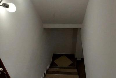 Casă cu 6 camere în Podu Iloaiei - 3