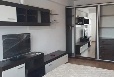 Proprietar inchiriez garsoniera cf I decomandat 35mp - 3