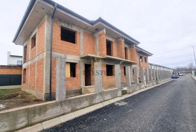 Casă individuală cu 4 camere cu Canalizare în Șelimbăr - 2