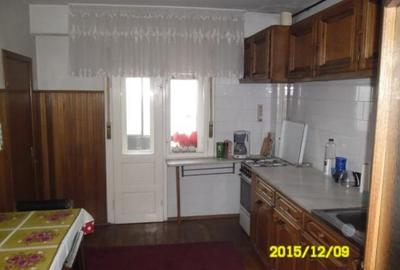 Apartament cu 4 camere semidecomandat în Intim - 4