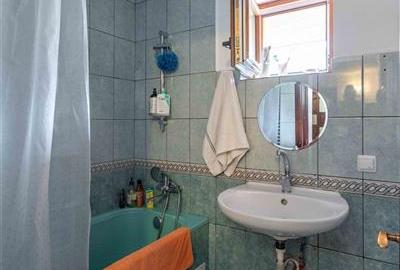 Casă individuală cu 5 camere cu Canalizare în Bucium - 32