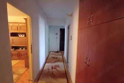 Apartament cu 3 camere decomandat în Central - 3