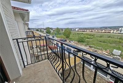 Casă cu 4 camere cu Teren 260 Mp în Podu Roș - 9