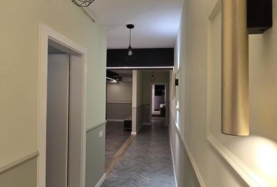 Apartament cu 3 camere în Central - 12