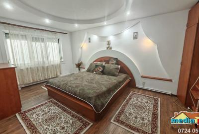 Apartament cu 4 camere decomandat în Siderurgiștilor - 3