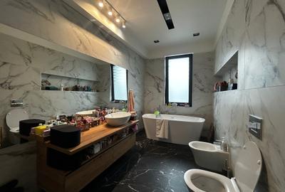 Casă individuală cu 5 camere cu Canalizare în Odăi - 28