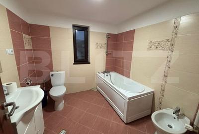 Casa de vanzare, cu 5 camere, 351 mp, Zalau - 9