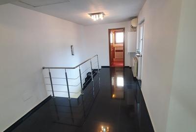 CASA individuala curte strada Dacia - 5