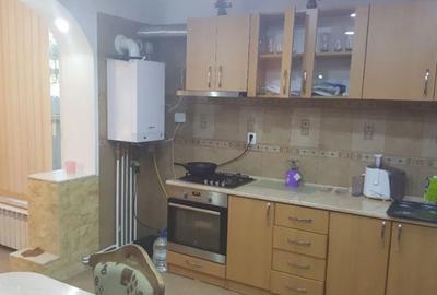 Casă cu 5 camere cu Teren 1000 Mp în Central - 7