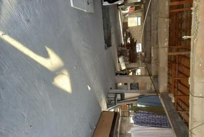 Spațiu comercial, de 233 mp, în Central - 4