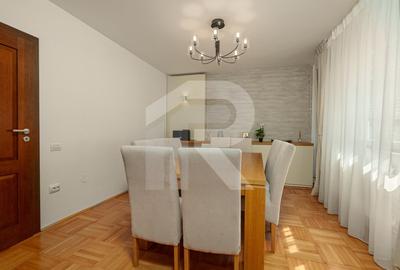 Vila de vanzare in Busteni - 8 dormitoare, vedere directa spre Crucea Caraiman! - 12