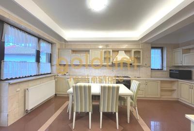 Apartament cu 4 camere decomandat, mobilat în Herăstrău