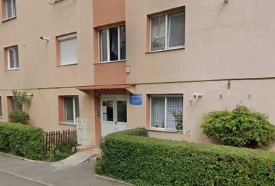 Garsoniera 44 mp cu beci zona Coresi, acces din interior - 1