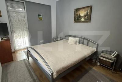 Casă cu 7 camere cu Teren 300 Mp în Titulescu - 16